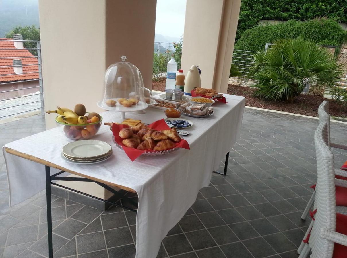 Suite Con Vista Vezzi Portio Exterior foto